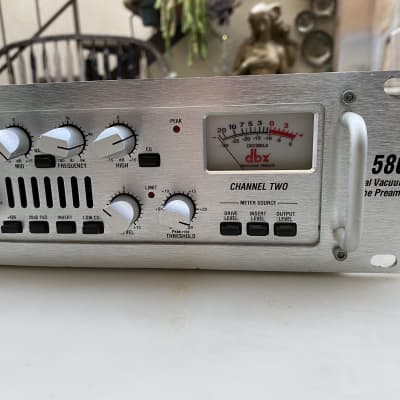 dbx 586 2-Channel Vaccuum Tube Preamplifier 1990s - Silver image 3