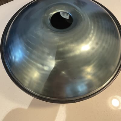 handpan ハンドパン Pantheon Steel Halo Empty Spaces | Halo Pantheon Steel Handpan | Kabeção - YouTube