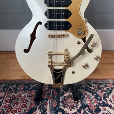 Epiphone Riviera Custom P93 Royale Pearl White for sale