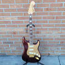 Squier 40th Anniversary Gold Edition Stratocaster Ruby Red Metallic
