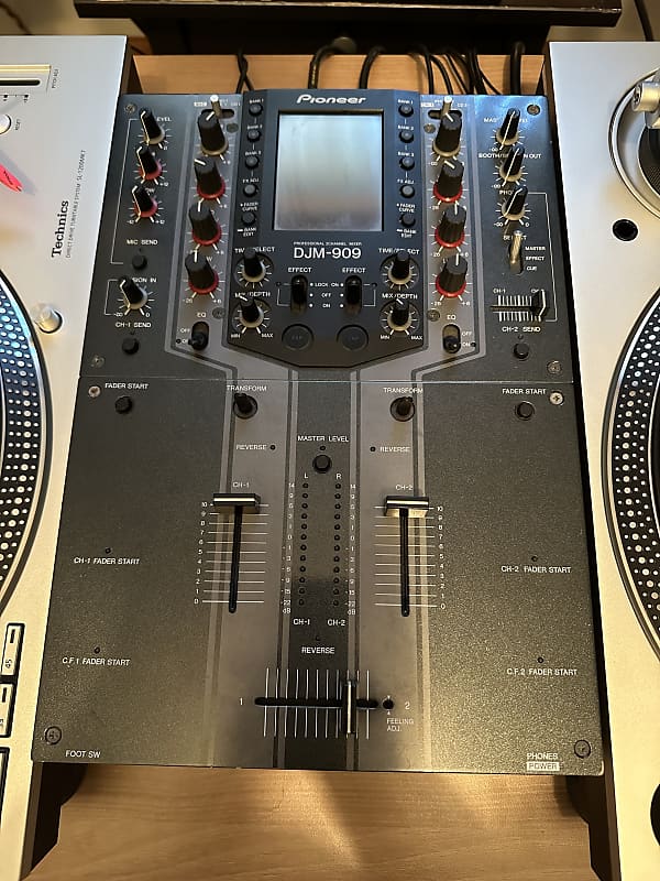Pioneer DJM-909 Mixer - Black | Reverb Pioneer DJM-909 Mixer - Black | Reverb