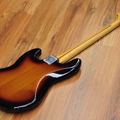 Fender Vintera 70s Jazz Bass 2 Color Sunburst image 19