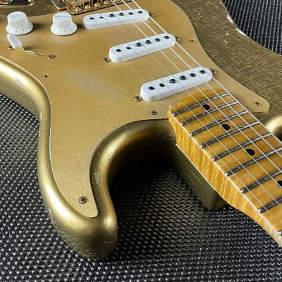 Fender Custom Shop Limited Edition '55 Bone Tone Stratocaster- Aged HLE Gold (7lbs 12oz) image 6
