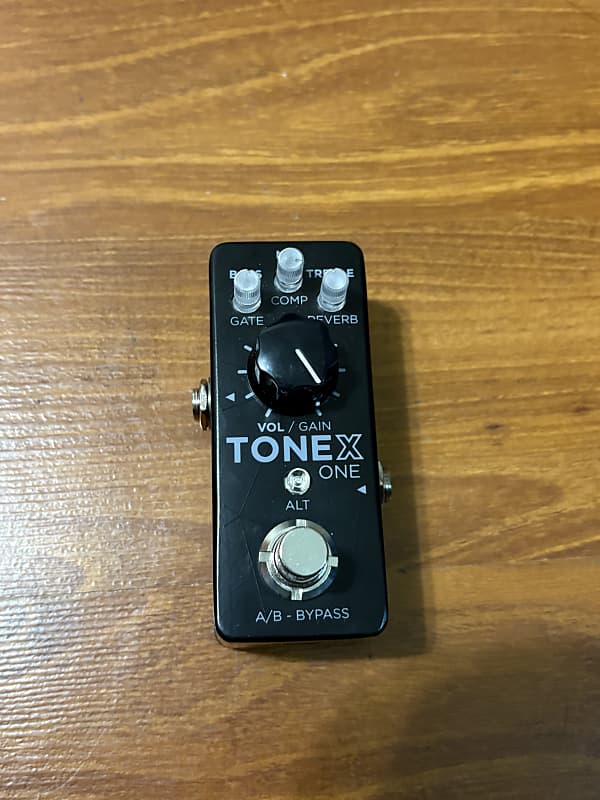 IK Multimedia ToneX One