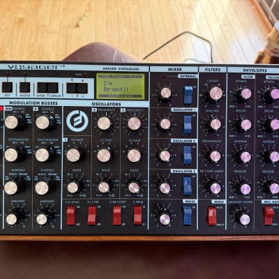 LOW SERIAL READ Moog Minimoog Voyager RME Rack Mount Edition Monophonic Synthesizer 2005 - 2015 - Black