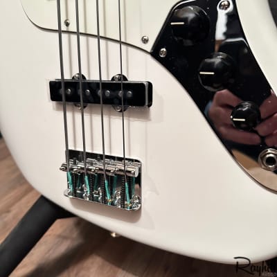 Fender Player Jazz Bass Fretless 4 String MIM Electric Bass Guitar White w/ Gig bag image 14