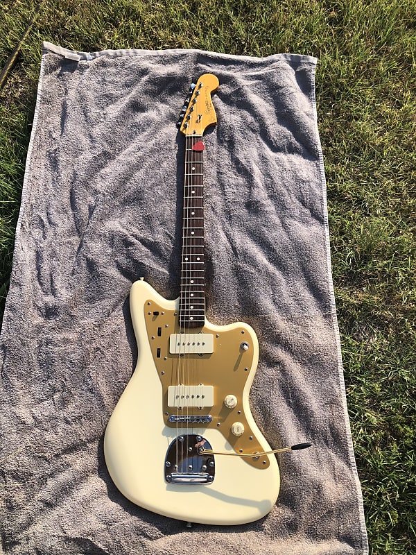 ギター viviJ Mascis Jazzmaster Vintage Fender Squier J Mascis Jazzmaster 6-String Electric Guitar