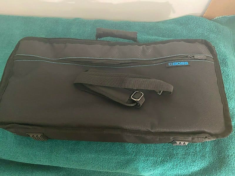 BOSS GT-1000 純正キャリングバッグ（CB-ME80）付き Boss CB-ME80 Carry Bag for ME-80 / ME-90 / GT-1000 / GX-100