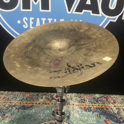 Zildjian Bun E. Carlos, Cheap Trick Early 19" A Medium Thin Crash Cymbal, Used On Tour, Signed! (#T 7) 1980s image 2