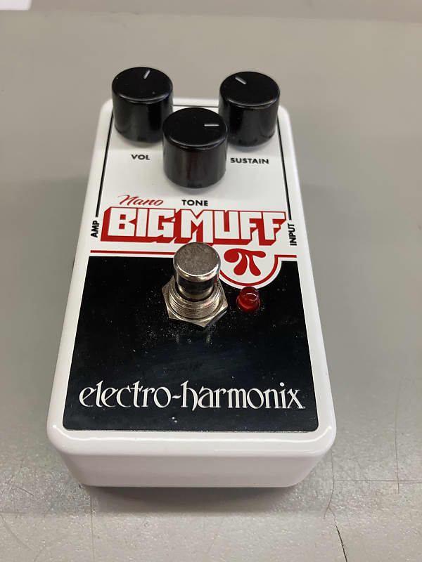 Electro-Harmonix Nano Big Muff Pi Distortion / Sustainer 2013 - Present - White / Black / Red image 1