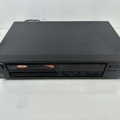 Vintage Sony Single Compact Disc CD Player Model CDP-670 image 1