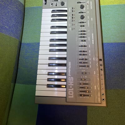 Roland SH-101