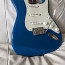 Fender MIJ Hybrid II Stratocaster with Rosewood Fretboard 2020 - 2021 - Forest Blue