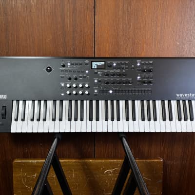 Korg Wavestate SE 61-Key Wave Sequencing Synthesizer w/ case