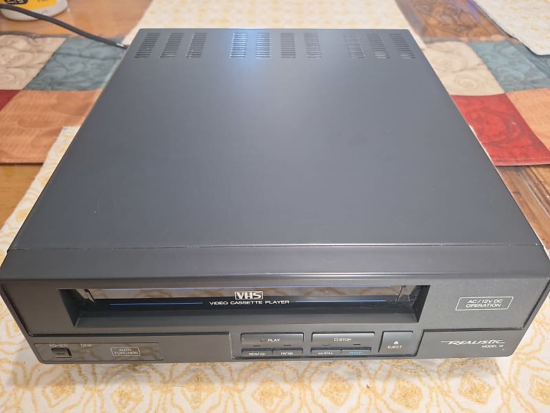 Realistic Model 12 1984-1986 - Black  			