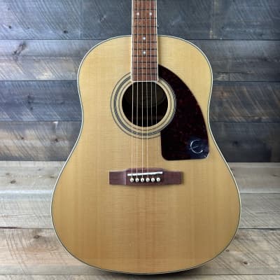 Epiphone J-45 Studio Acoustic Guitar - Natural 22092307247 image 4