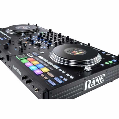 RANE DJ PERFORMER 4 canaux, plateaux motorisés, stems Serato, 16 pads image 5