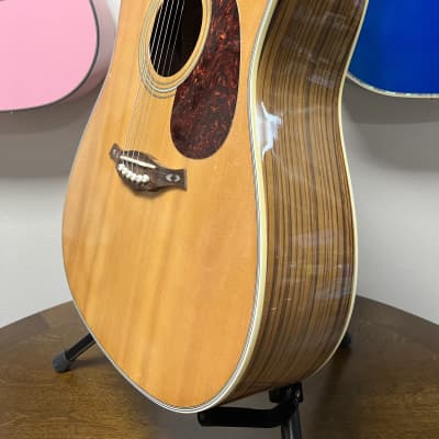 Hohner Vintage Acoustic Guitar Solid Spruce Ovangkol Back & Sides w/ Gig Bag Beautiful Grain View Photos image 3
