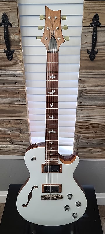 PRS SE Zach Myers 21 - Mcnelly Pups, cust paint, locking PRS SE Zach Myers 21 - Mcnelly Pups, cust paint, locking