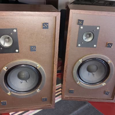 Advent 3 speakers image 2