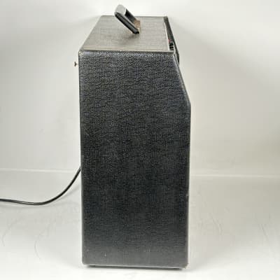 1966 Guild Thunder - 1 Amplifier image 4