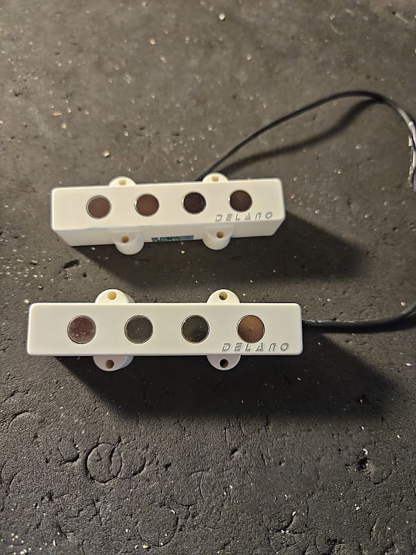 Delano JMVC4 FE/M2 Hum Cancelling Jazz Bass pickups White Reverb