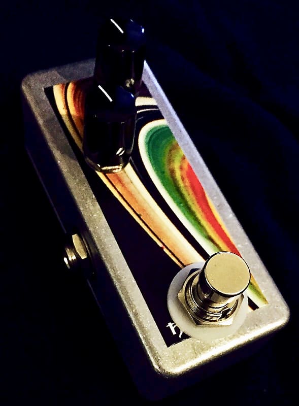 Saturnworks Switchable Momentary Expression Pedal, TRS w/Neutrik Jack, for Strymon, Boss, EHX + More image 1