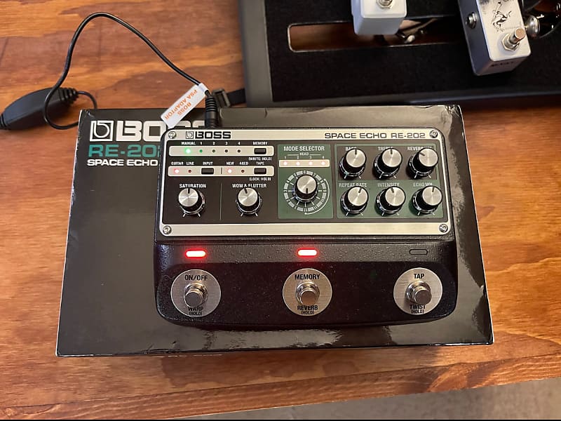 Boss RE-202 Space Echo