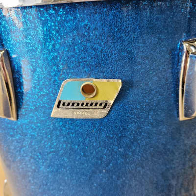 Ludwig No. 989 Big Beat Kit in Blue Sparkle 22-16-13-12" 3-ply Blue/Olive Badge image 11