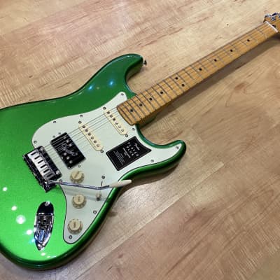 Fender Player Plus Stratocaster HSS  2022 Cosmic Jade image 11