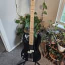 Fender Player Precision Bass Left-Handed with Maple Fretboard 2018 - Present - Black