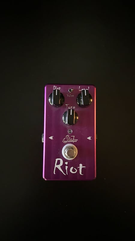 Suhr Riot