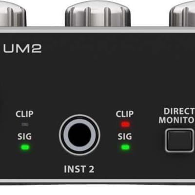 Behringer UM2 Interface Audio Numérique USB 2 Entrées et 2 Sorties  Audiophile avec Préampli Micro Conçu par Xenyx : : Instruments de  musique et Sono