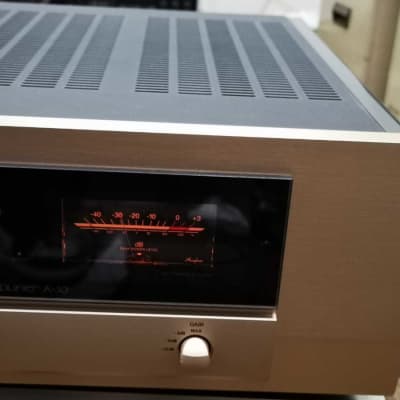 Accuphase A-30 power amplifier + original box image 10