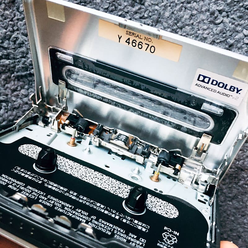 SONY WM-GX677 Walkman Cassette Player, Excellent Silver ! Working !