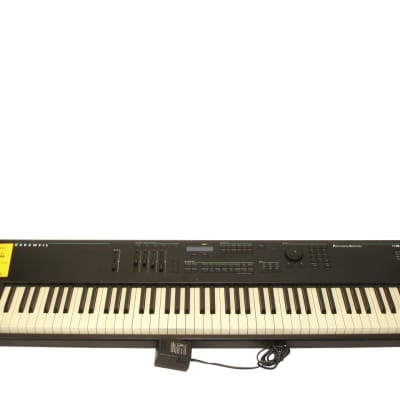 Kurzweil PC88mx 88-Key 64-Voice Performance Controller and Synthesizer Keyboard