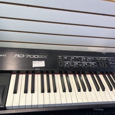 Roland RD-300GX 88-Key Digital Stage Piano 2008 - 2011 - Black