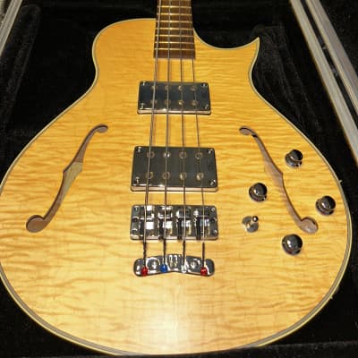 Warwick Master Built  Star Bass Singlecut Maple, 4-String -  Natural Transparent Satin image 2