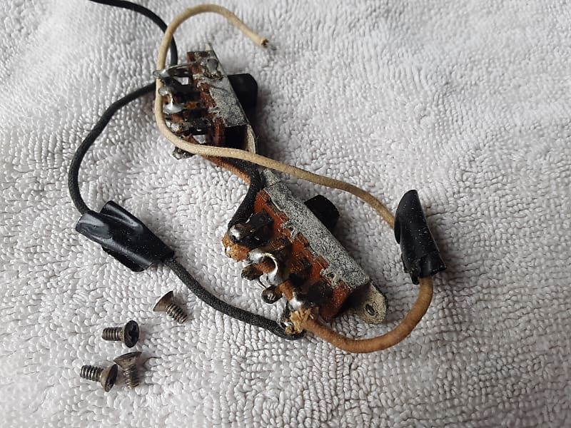 1960s vintage set Fender Mustang guitar pickup switches Duo Reverb