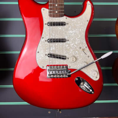 Squier Vintage Modified Surf Stratocaster | Reverb Canada