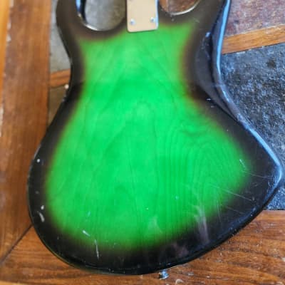 Teisco Kimberly vintage MIJ Bison gold foil Bigsby '60s - green burst image 6