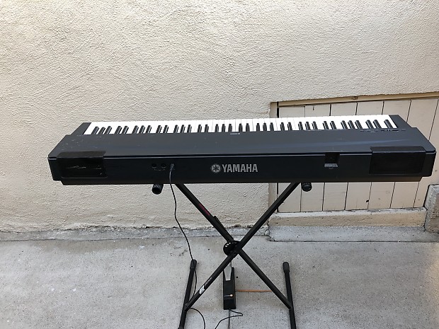 Yamaha P70