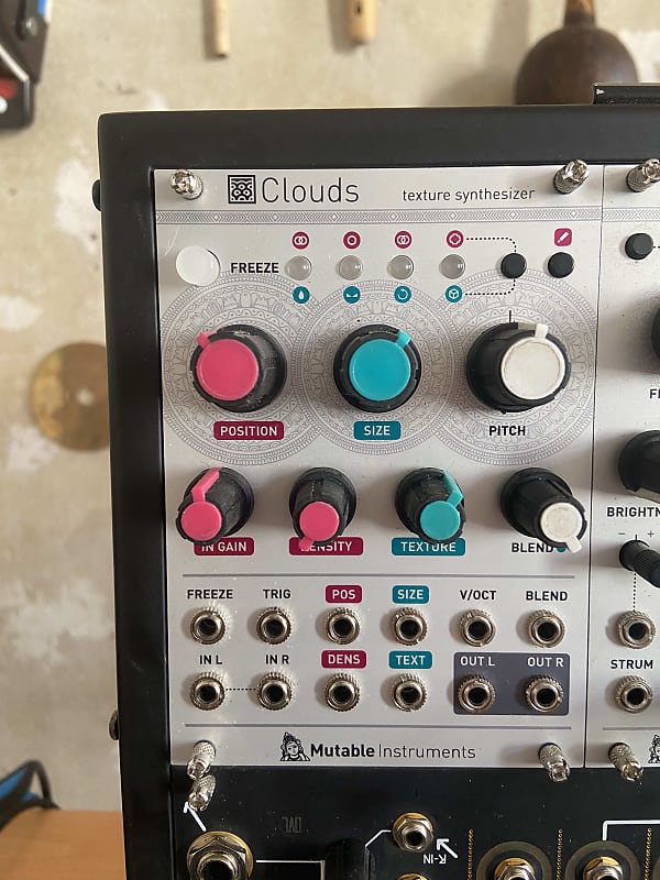 Mutable Instruments Clouds