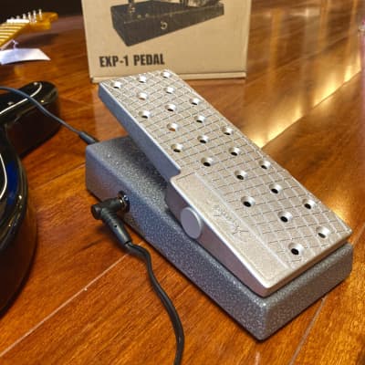 Fender EXP-1 Expression Pedal 2016 - Gray image 5