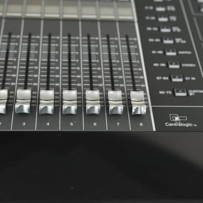 Yamaha CL5 72-Channel Digital Mixing Console CG00X1M image 8