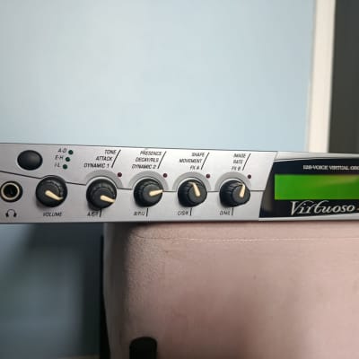 E-MU Systems Virtuoso 2000 Rackmount 128-Voice Virtual Orchestra 2000 with 2 extra roms