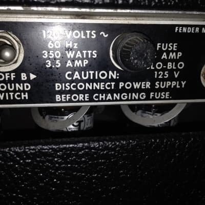 Fender Twin Reverb. 135W 1977-1982 image 3