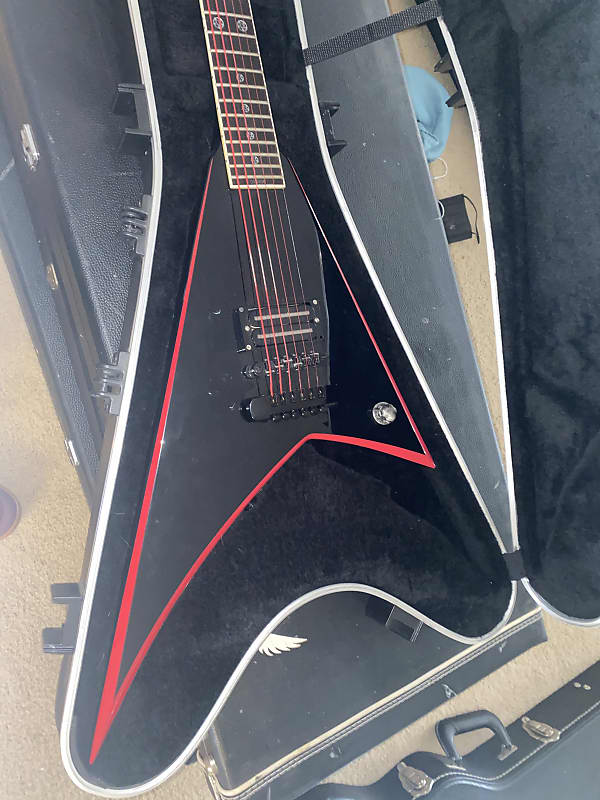 Jackson Kevin Bond Rhoads V 2008 Black and Red Bevels