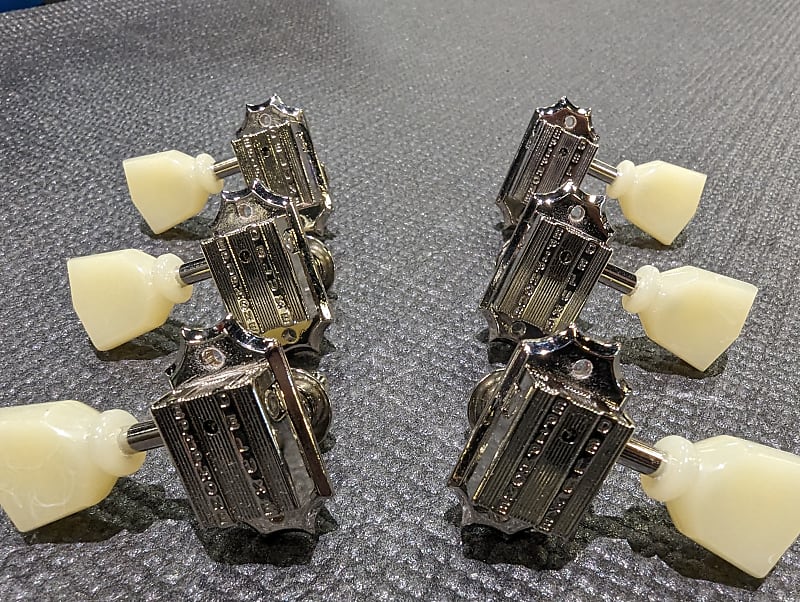 Epiphone Deluxe Tuners Reverb