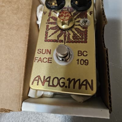 Analogman Sunface bc109 2022 - Gold w sun